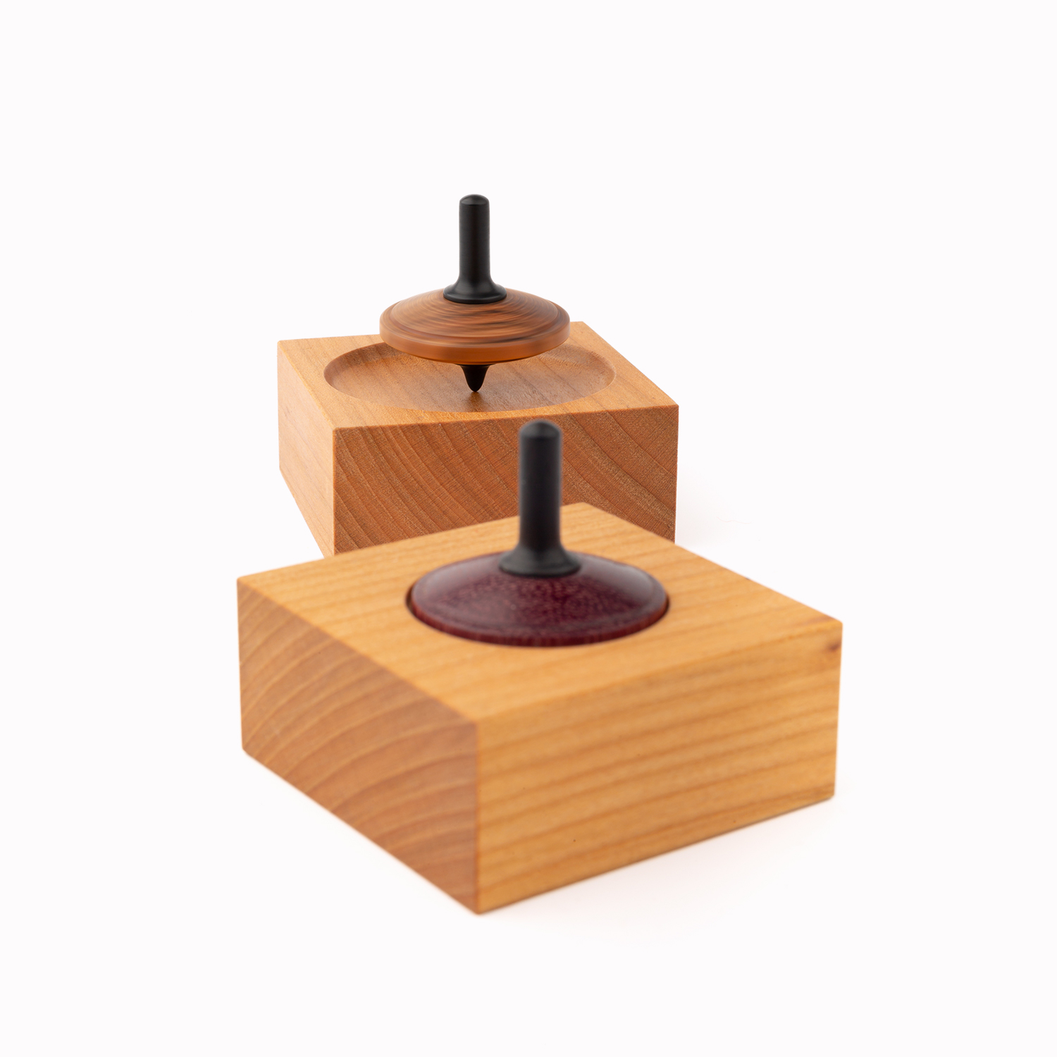 Quadratur des Kreise(l)s - Kreisel in Station mit Spielfläche - 01